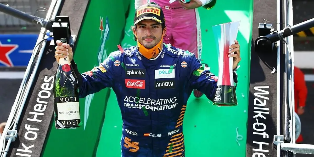 Carlos Sainz sarebbe campione del mondo a bordo di questa McLaren