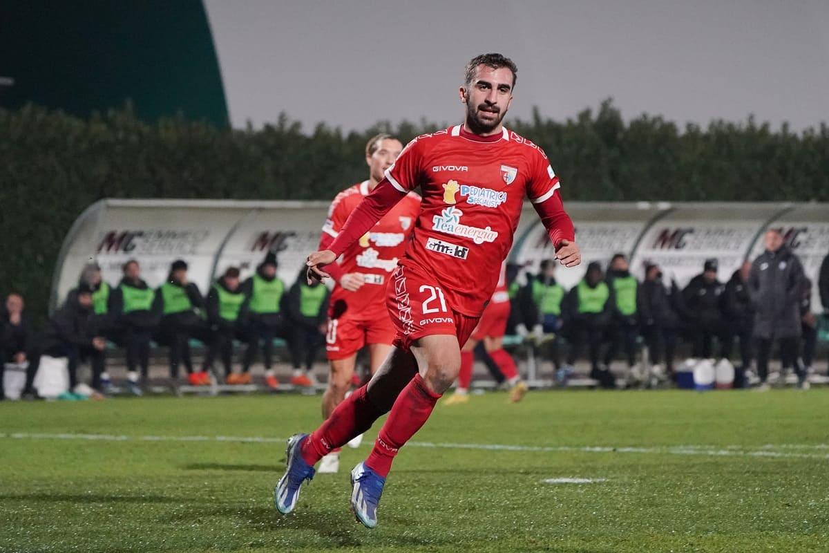 Simone Trimboli, centrocampista del Mantova