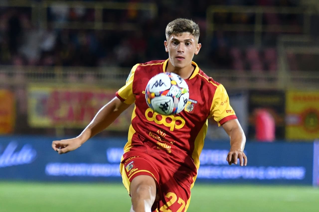 Costantino Favasuli, esterno destro del Catanzaro