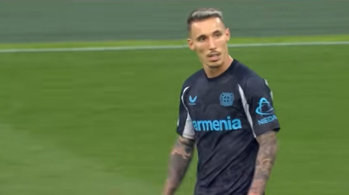 Alejandro Grimaldo , défenseur