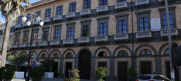 https://slyvi-hosting.slyvi.it/teampages/3554808936193/images/imported/photogallery_new/images/2017/12/palazzo-gagliardi-esterno-jpg-301147.jpg