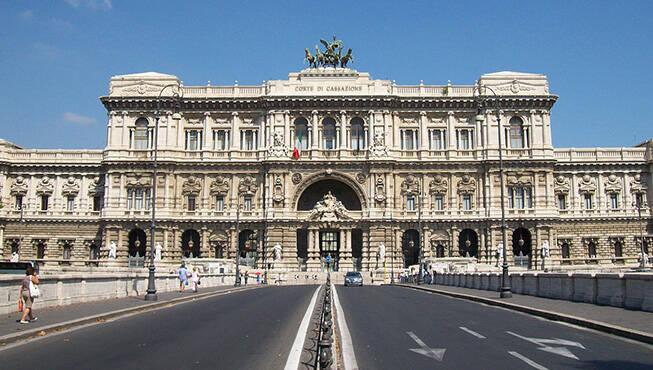 https://slyvi-hosting.slyvi.it/teampages/3554808936193/images/imported/photogallery_new/images/2018/10/corte-di-cassazione-jpg-340020.jpg