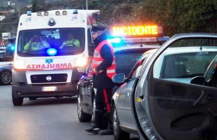 https://slyvi-hosting.slyvi.it/teampages/3554808936193/images/imported/photogallery_new/images/2019/09/incidente-ambulanza-carabinieri-696x451-371203.jpg