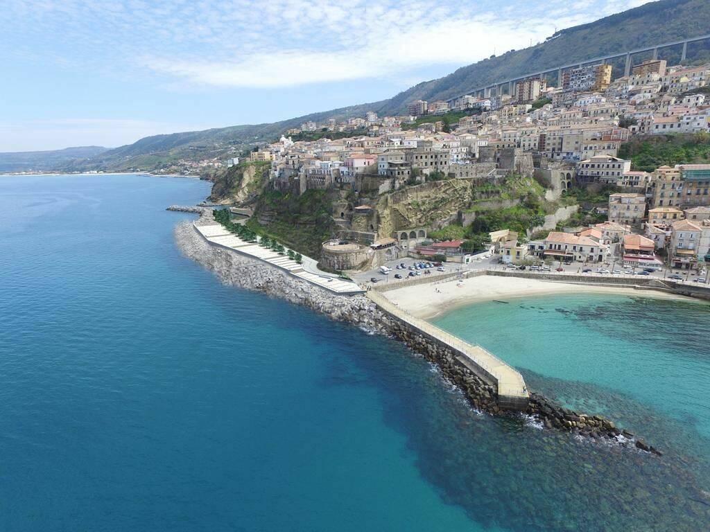 https://slyvi-hosting.slyvi.it/teampages/3554808936193/images/imported/photogallery_new/images/2019/09/pizzo-lungomare-370422.jpg