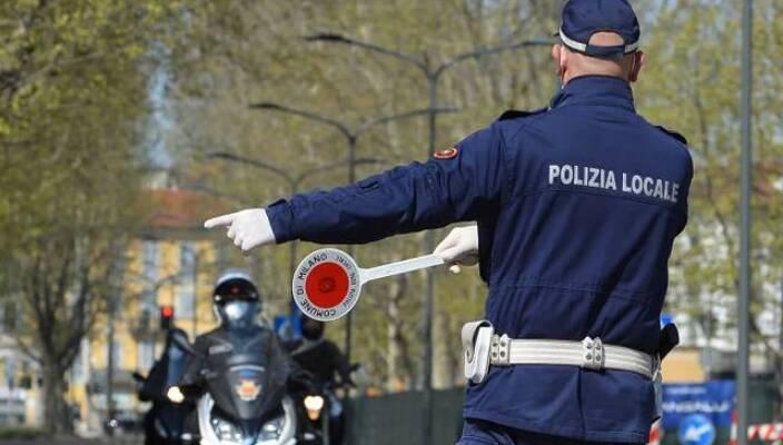 https://slyvi-hosting.slyvi.it/teampages/3554808936193/images/imported/photogallery_new/images/2020/04/polizia-locale-401045.jpg