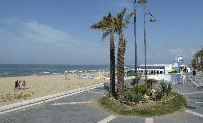 Carabinieri in azione in un noto lido di Mondragone
