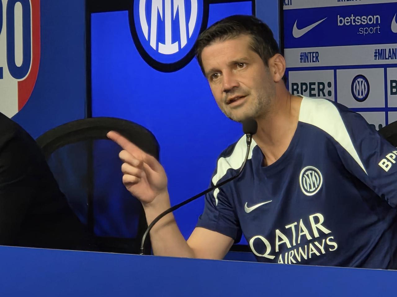 Chivu conferenza Inter